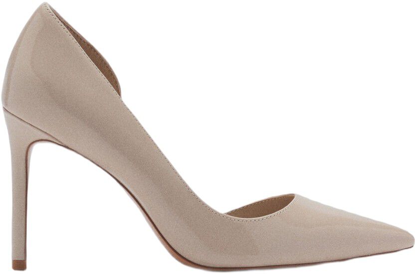 Asymmetrical heeled shoes