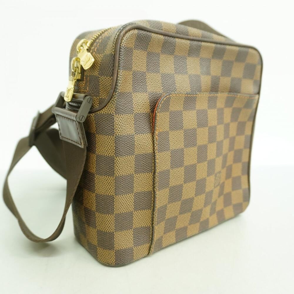 Louis Vuitton Shoulder Bags