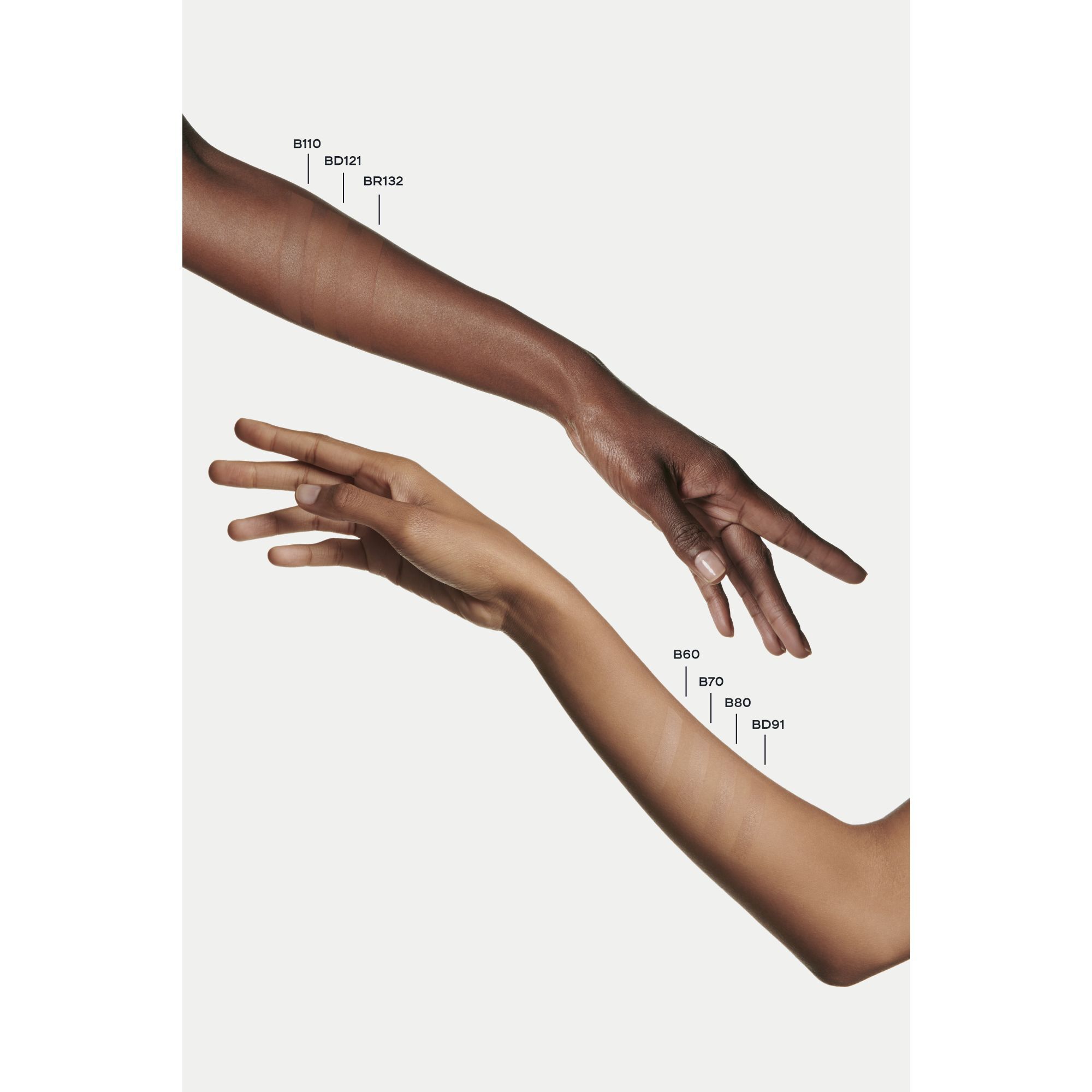 PUDDER FOR EN NATURLIG SUND GL&Oslash;D REFILL