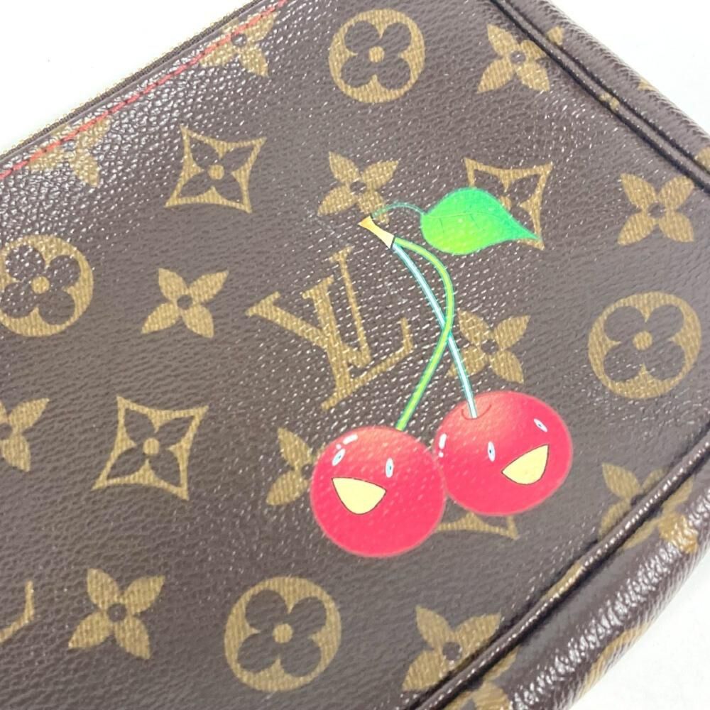 Louis Vuitton Pochette Accessoires