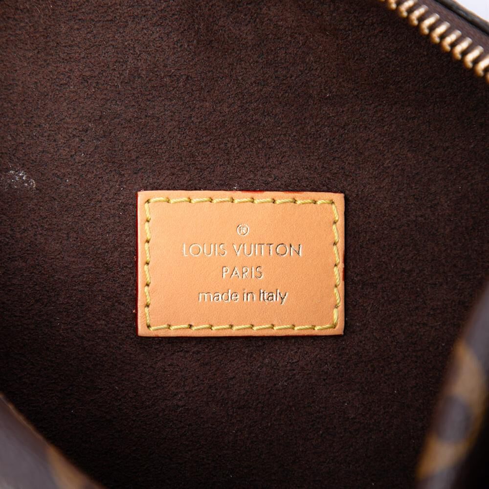 Louis Vuitton Shoulder Bags