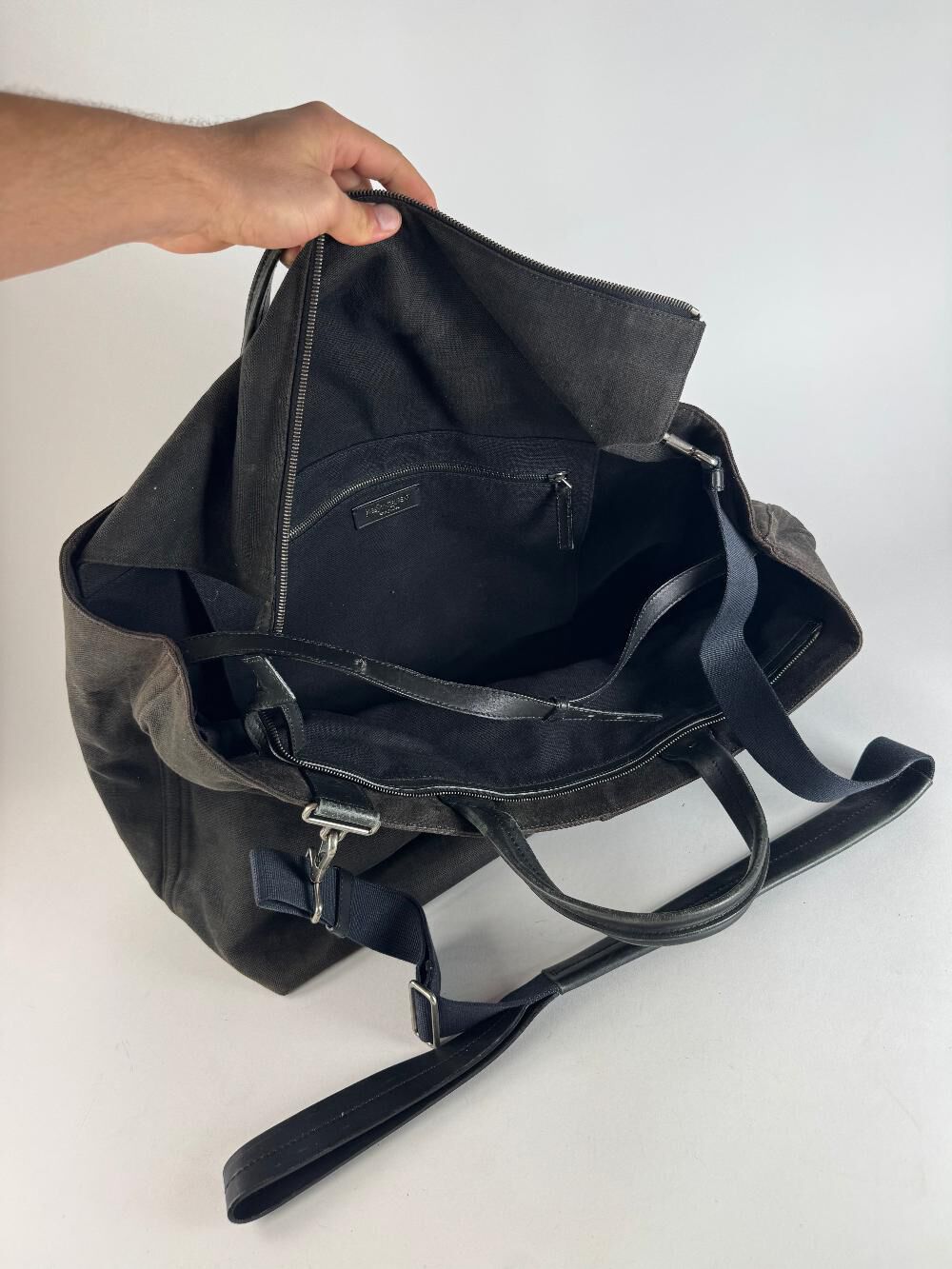 Yves Saint Laurent Tote