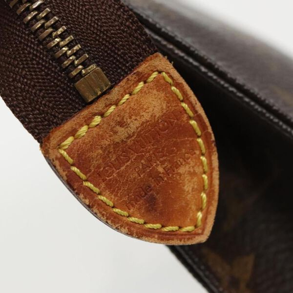 Louis Vuitton Poche Toilette