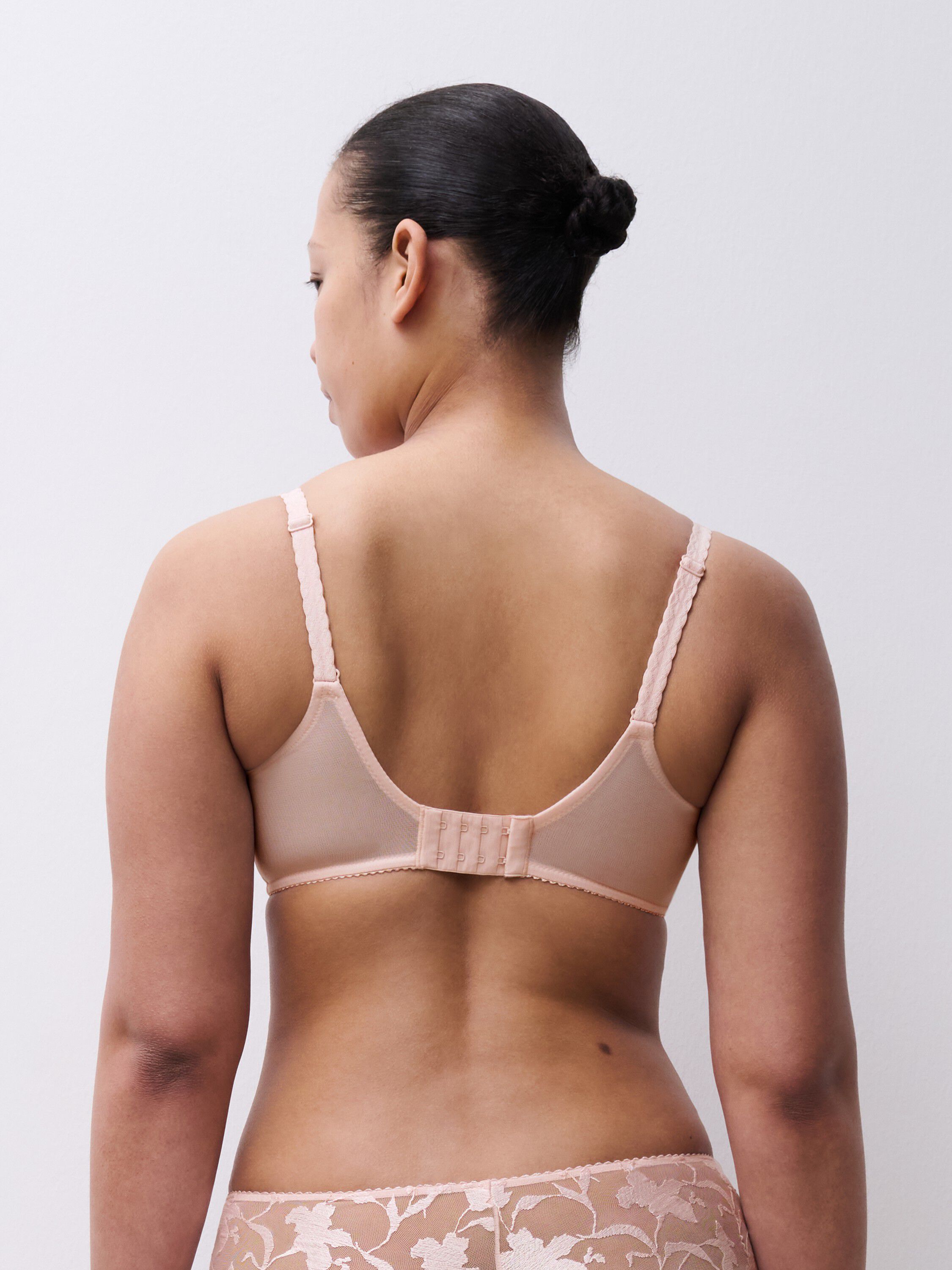 Idyll Covering underwired bra