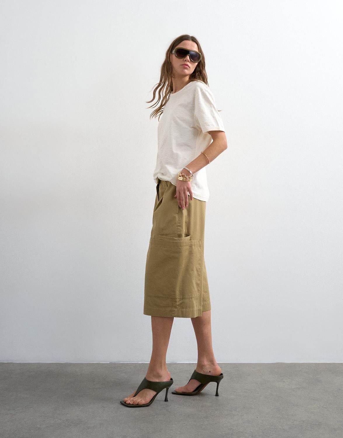 TSFEMKE LONGLINE CARGO SHORTS