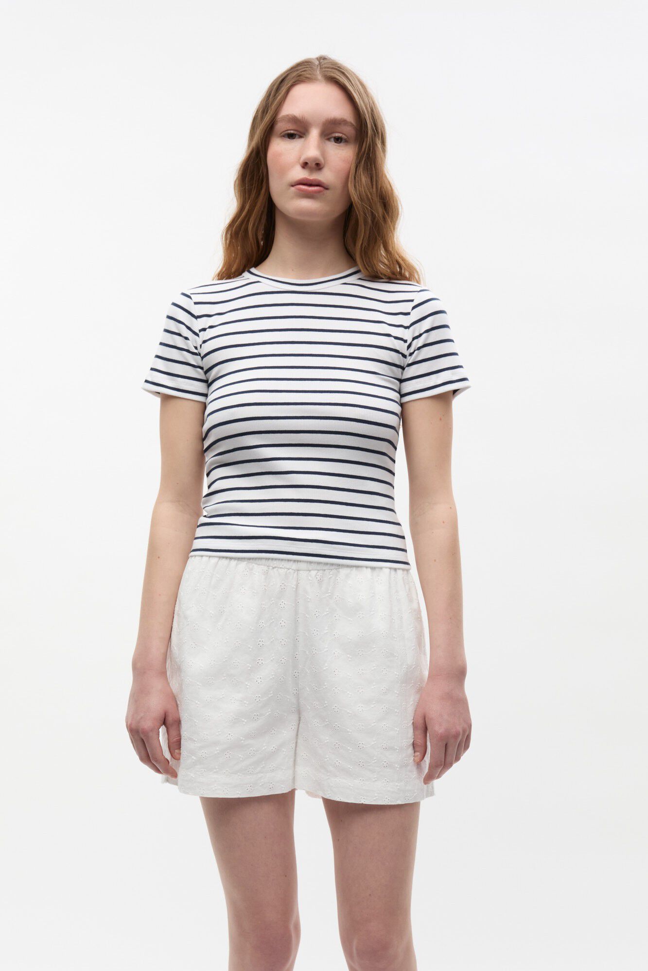 ENALLY SS CROP TEE ST 7262