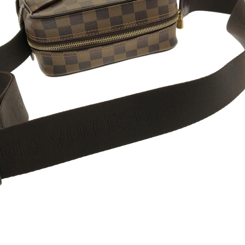 Louis Vuitton Shoulder Bags