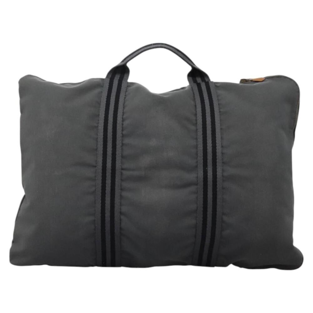 Rejse- & sportstasker