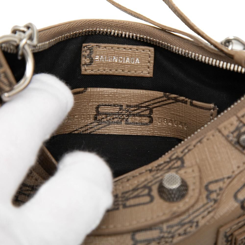 Balenciaga Le Cagole