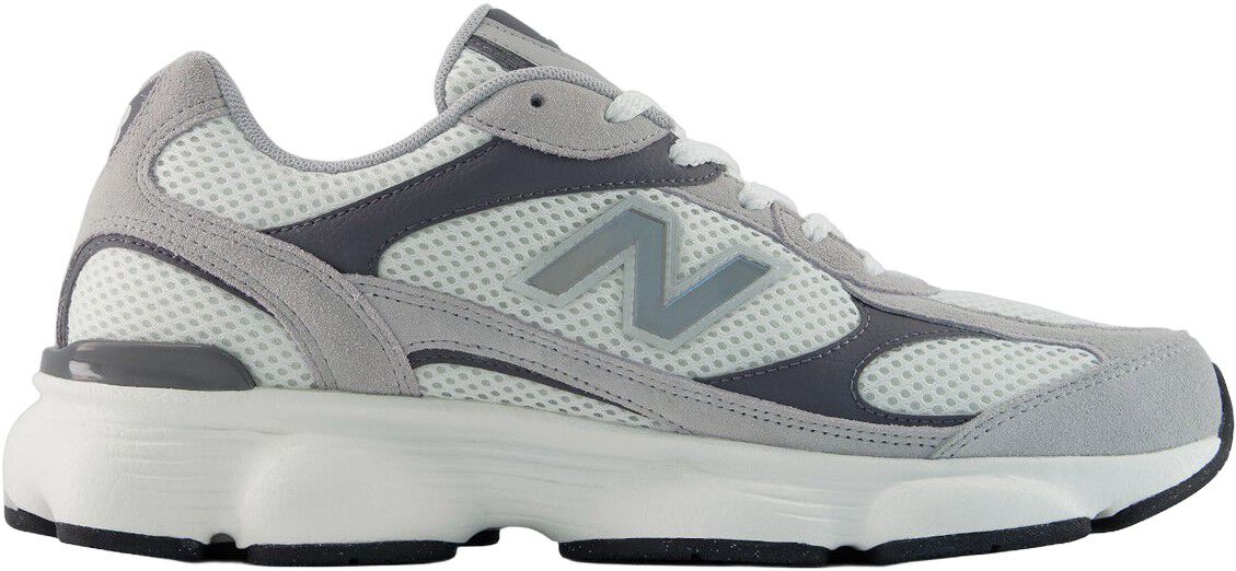 603 Sneakers