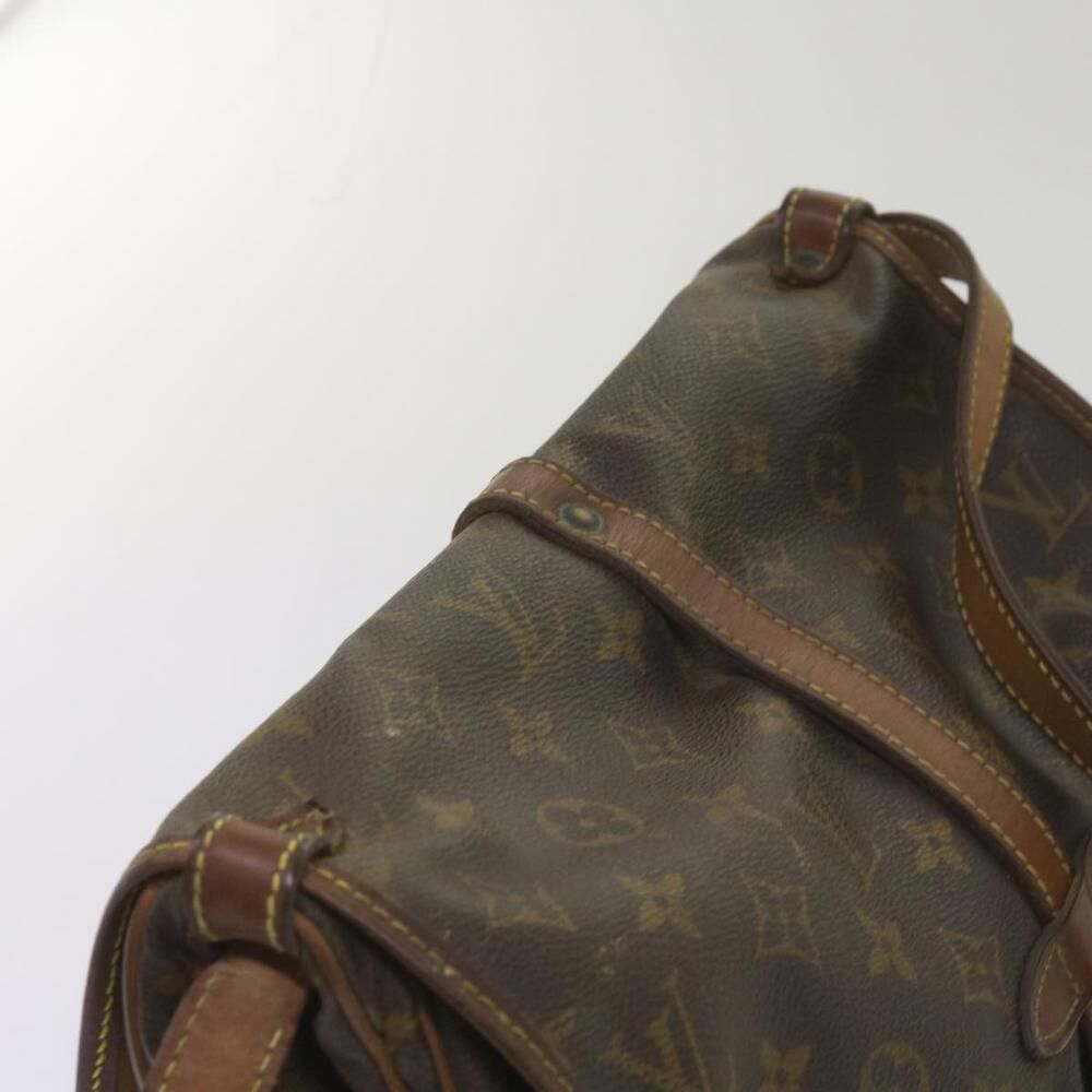 Louis Vuitton Saumur