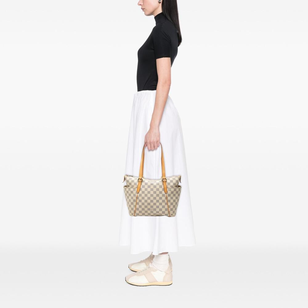 Louis Vuitton Totally