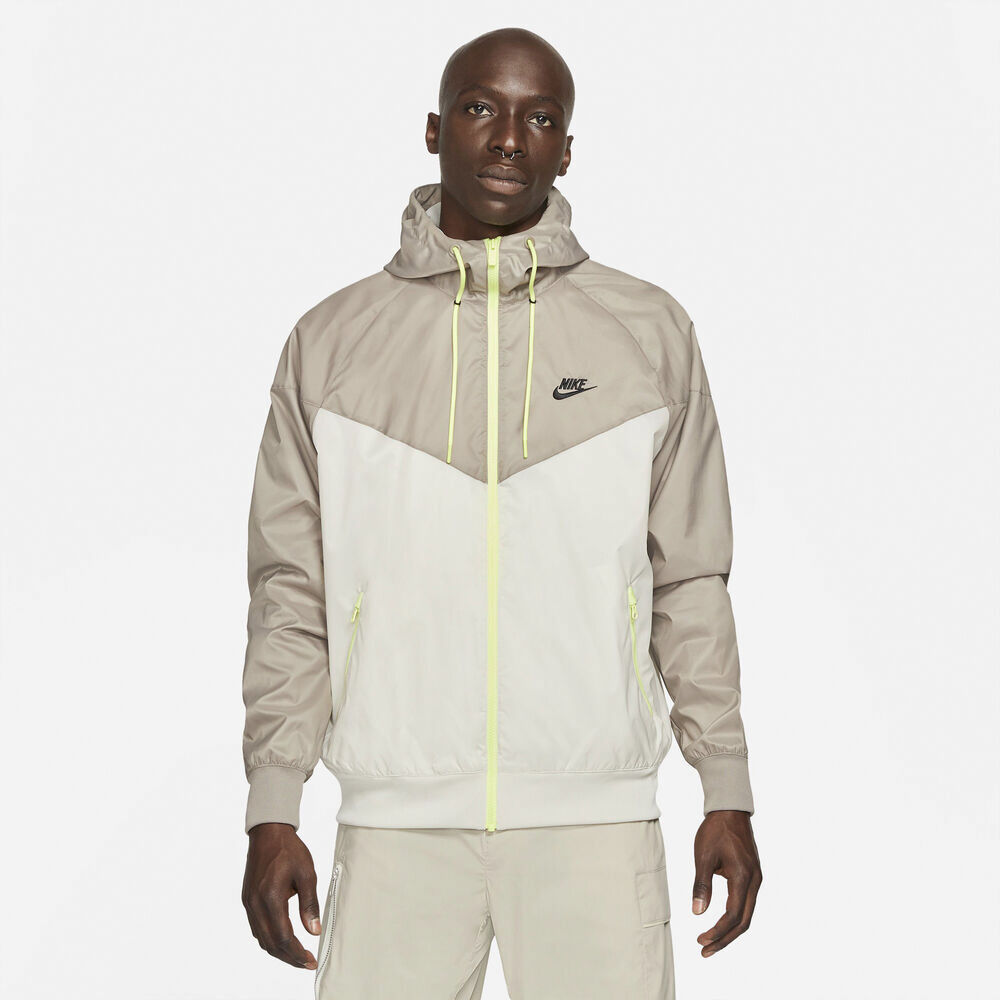 Sportswear Heritage Essential Vindjakke