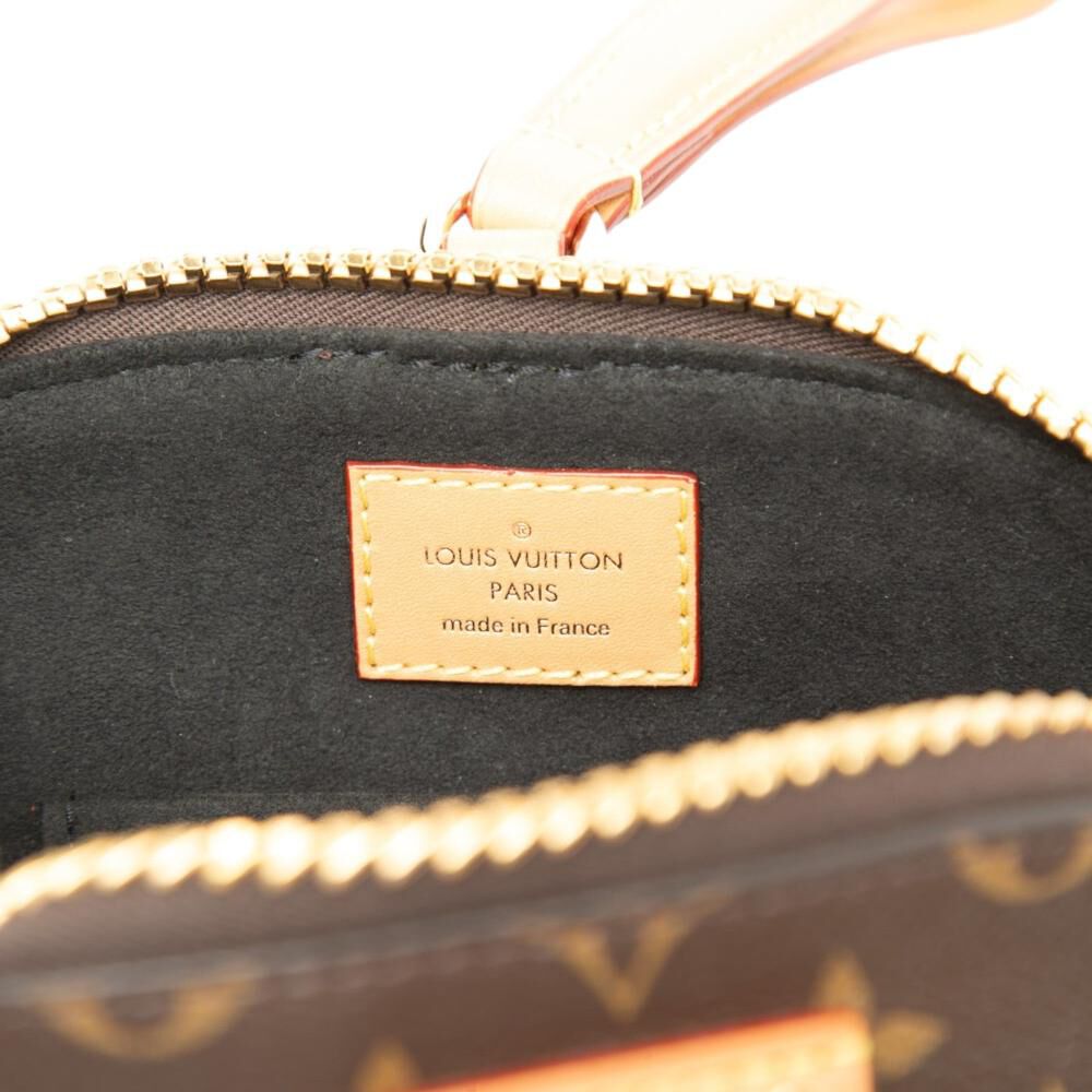 Louis Vuitton Clutch