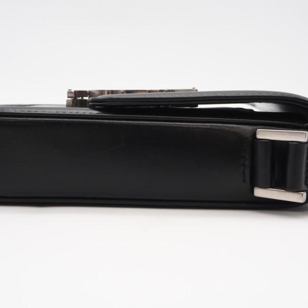 Yves Saint Laurent Shoulder Bag