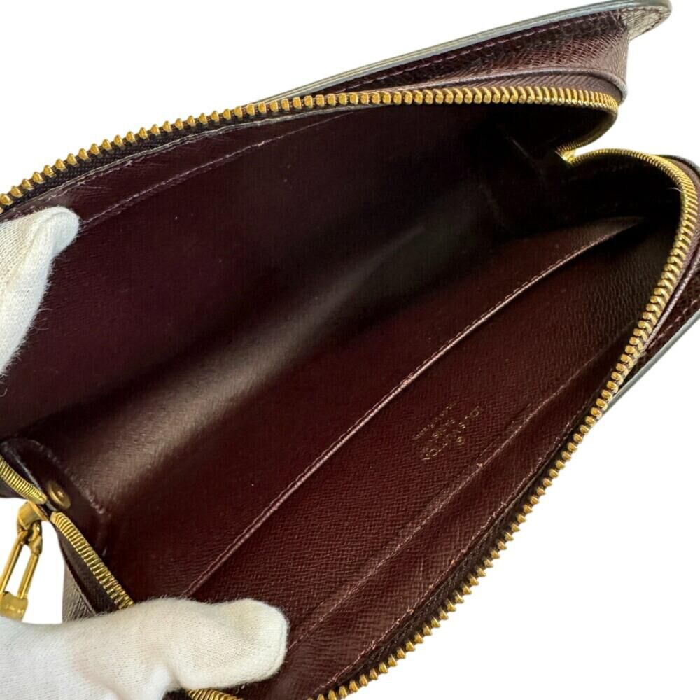 Louis Vuitton Clutch