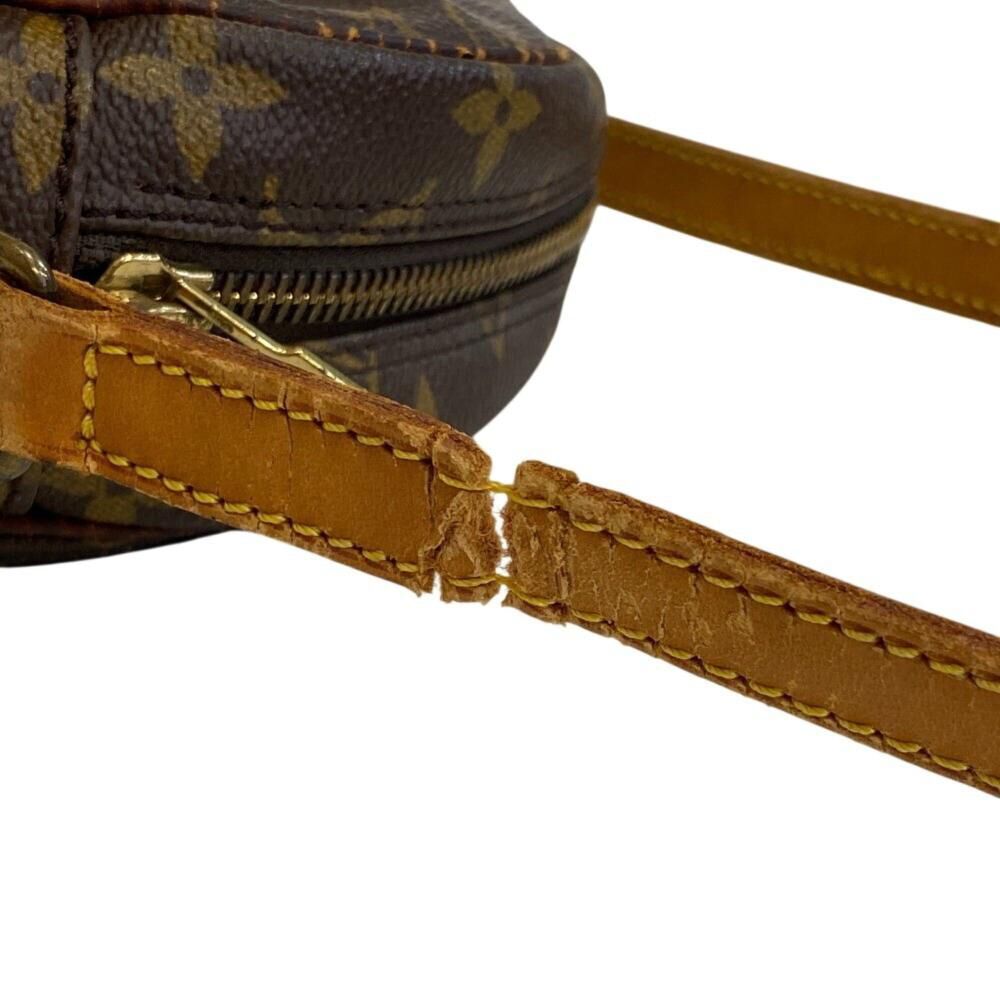 Louis Vuitton Shoulder Bags