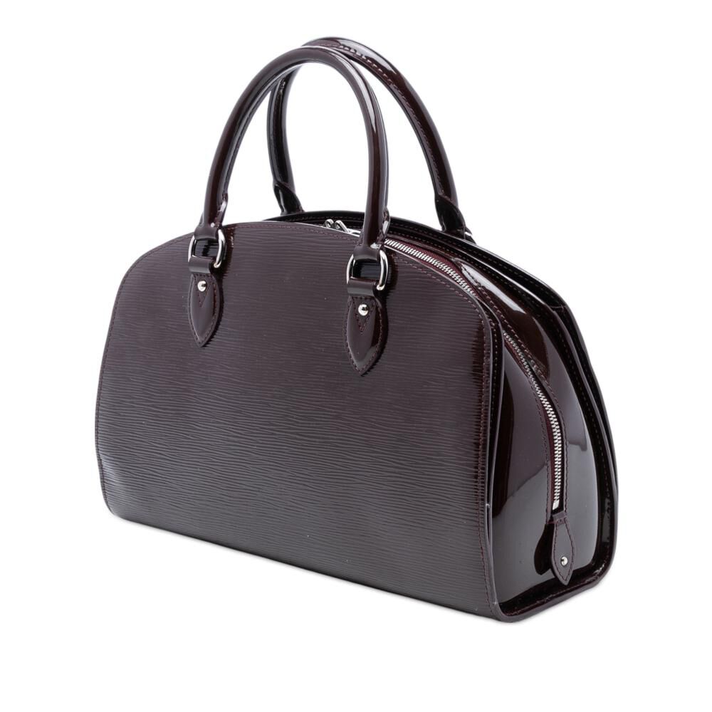 Louis Vuitton Pont Neuf