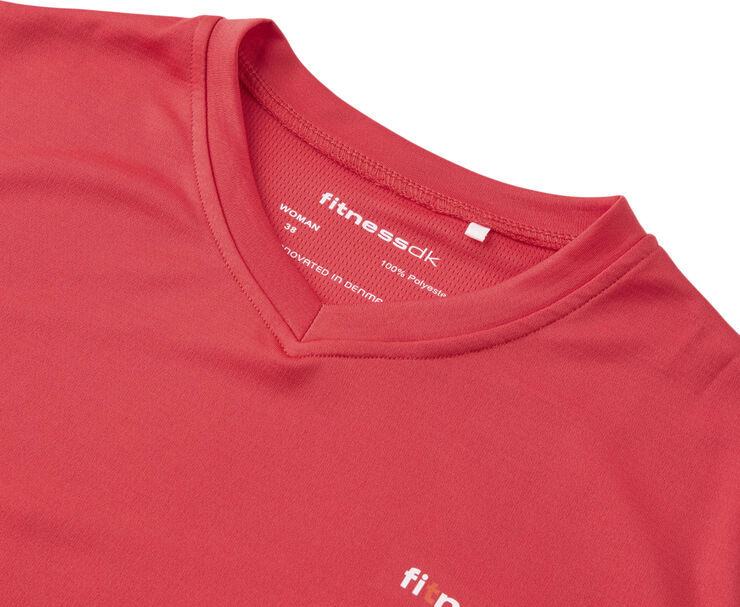 Victoria Performance T-shirt