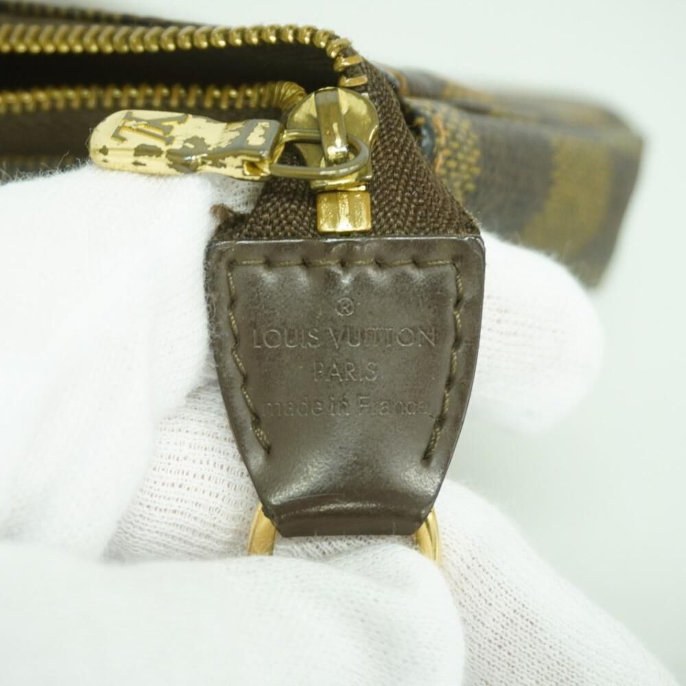 Louis Vuitton Pochette Accessoires