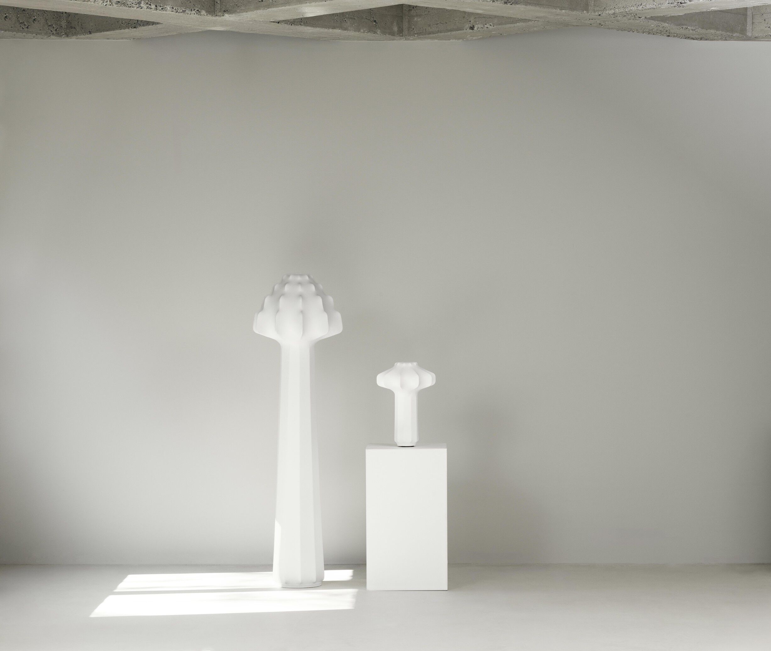 Phantom Table Lamp