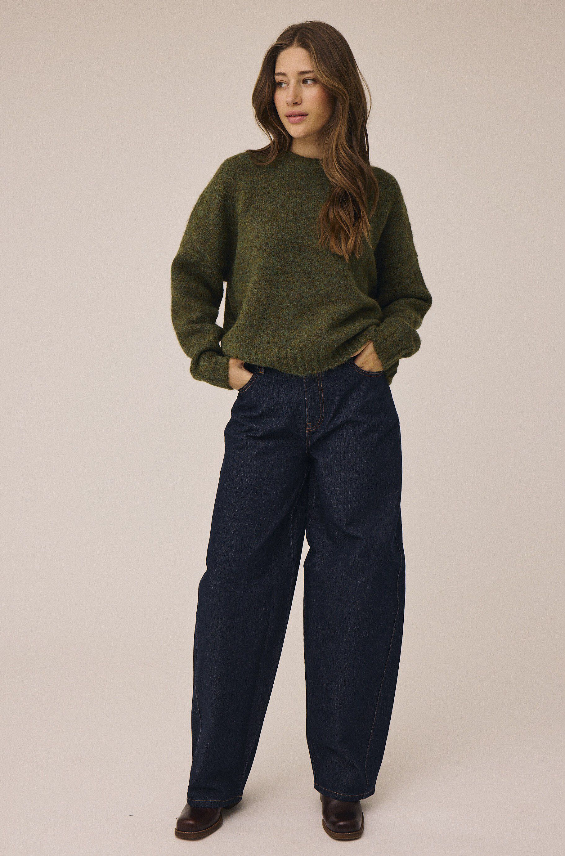Iselin 3 Round Neck Sweater - GRS