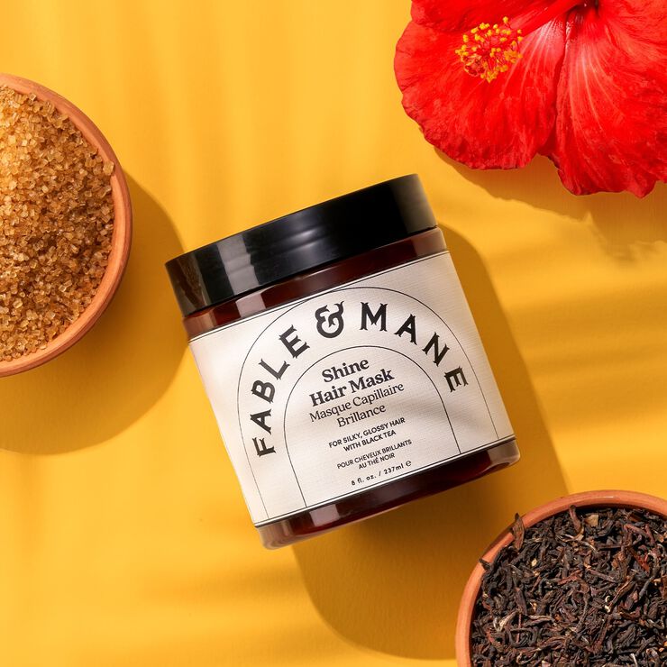 Hårmasken med sort te, giver håret glans