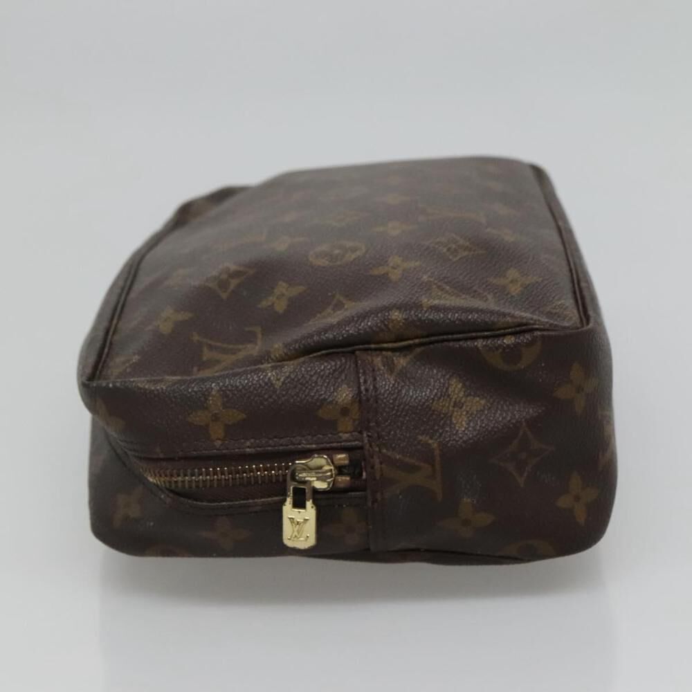 Louis Vuitton Trousse Toilette