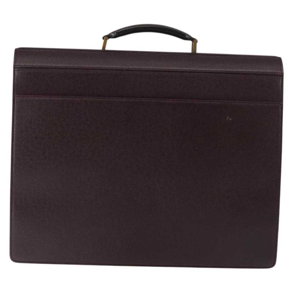 Louis Vuitton Taiga Kendall