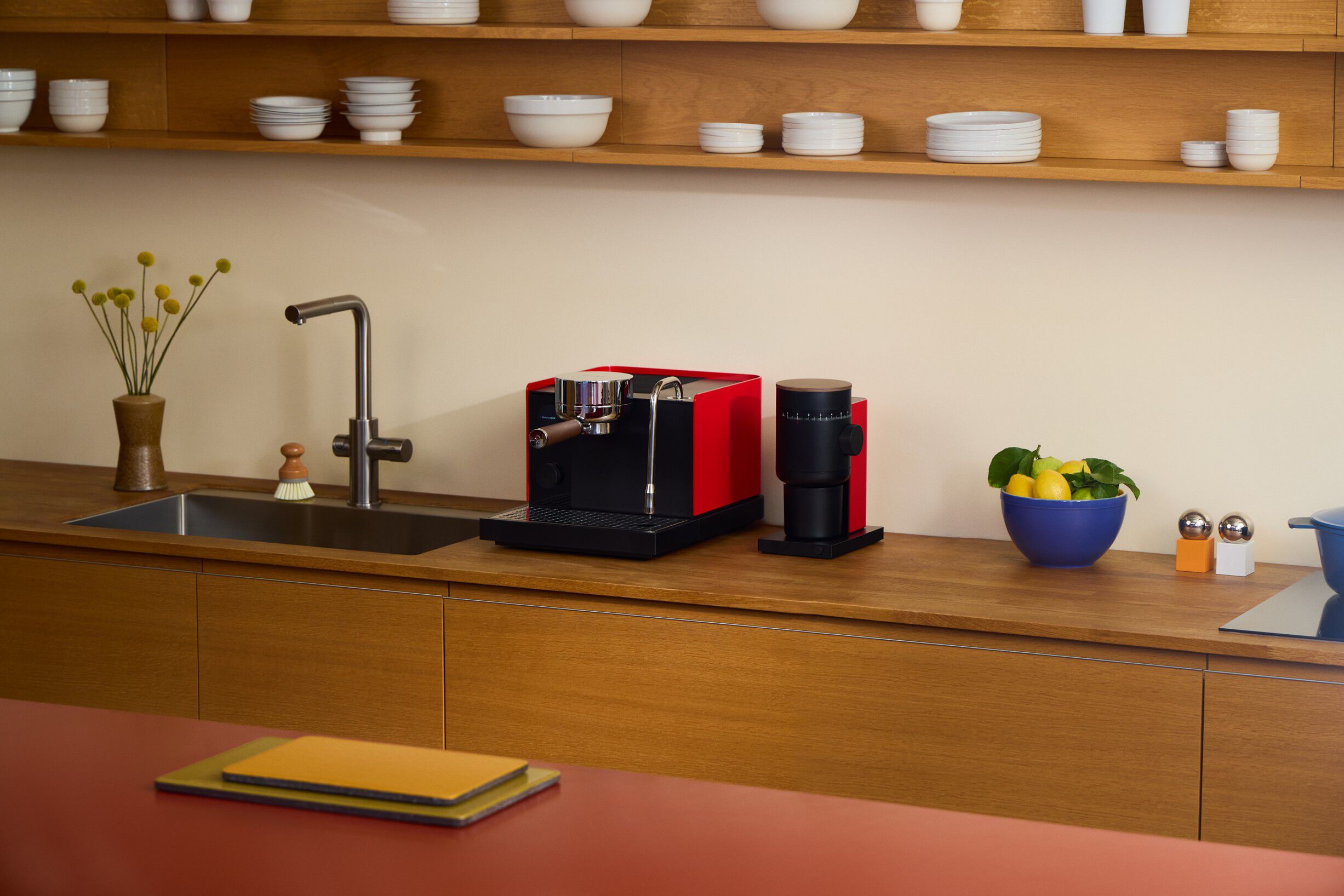 Opus Grinder Gen 2 Cherry Red with Walnut, EU