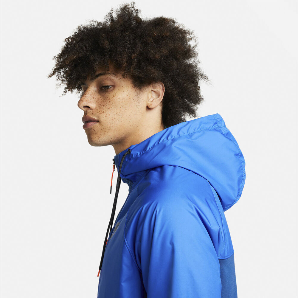 Sportswear Tech Essentials+ Fleece Winter h&aelig;ttetr&oslash;je