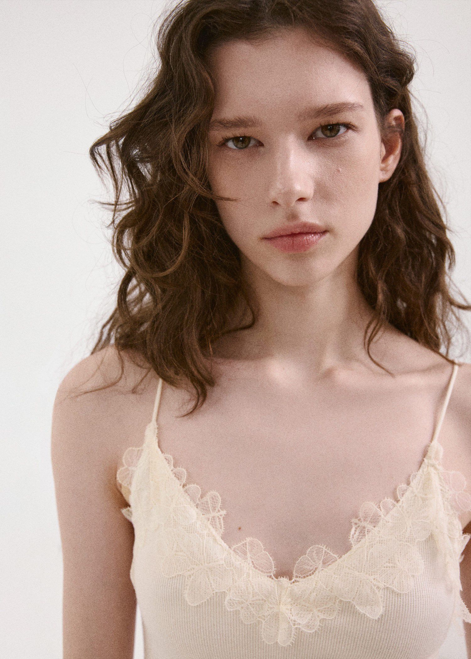 Lace detail knit top