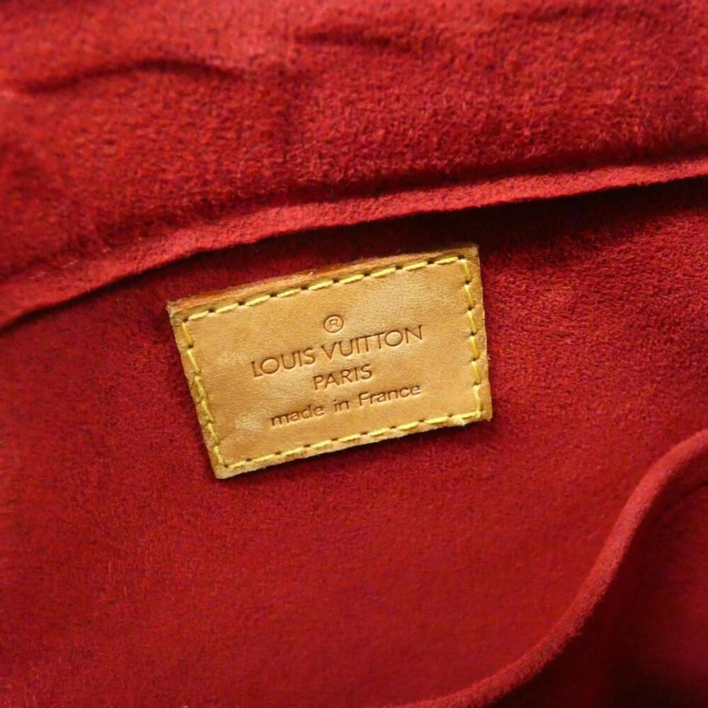 Louis Vuitton Shoulder Bags