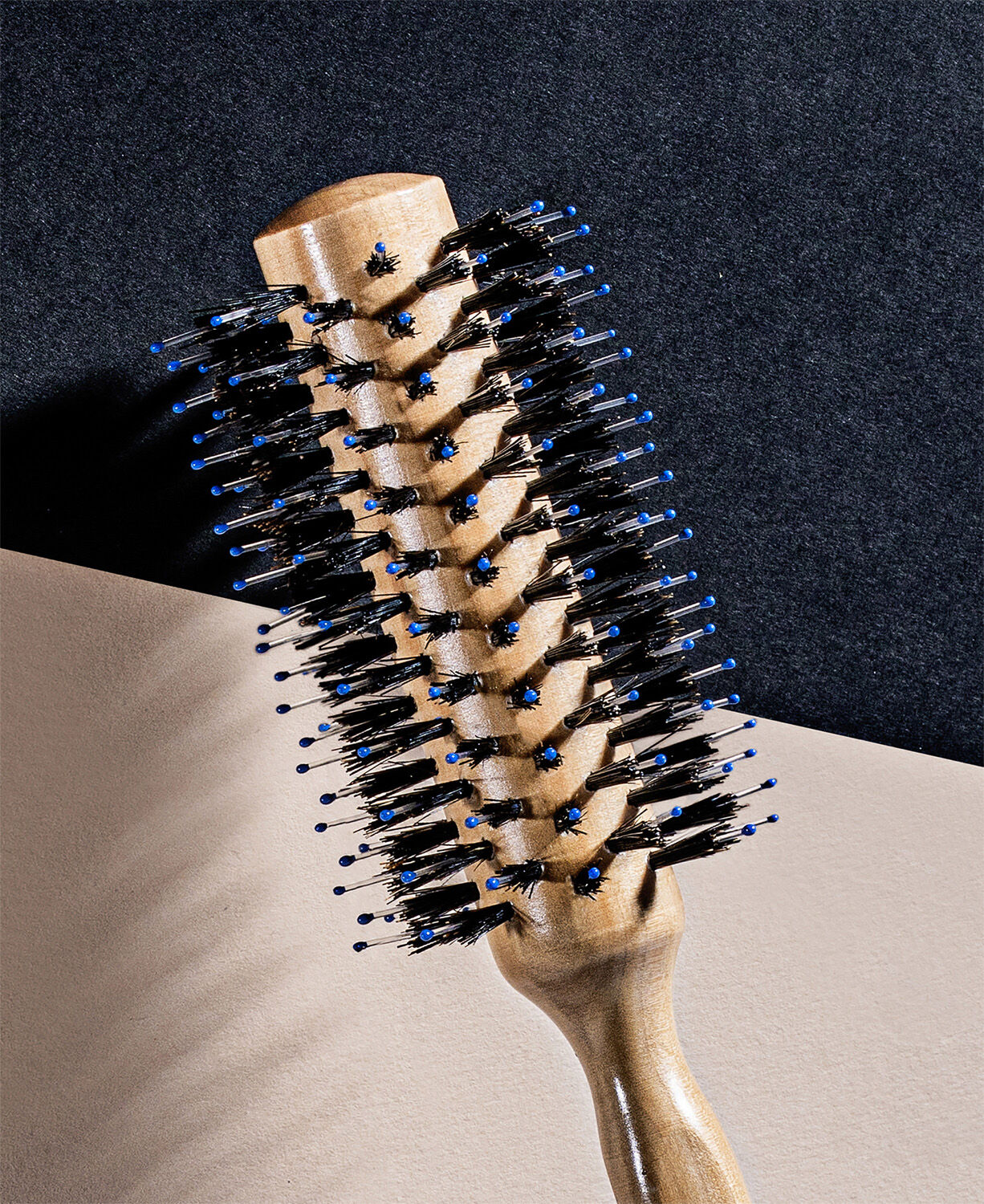 Hair Rituel by Sisley The Blow Dry Brush no. 2