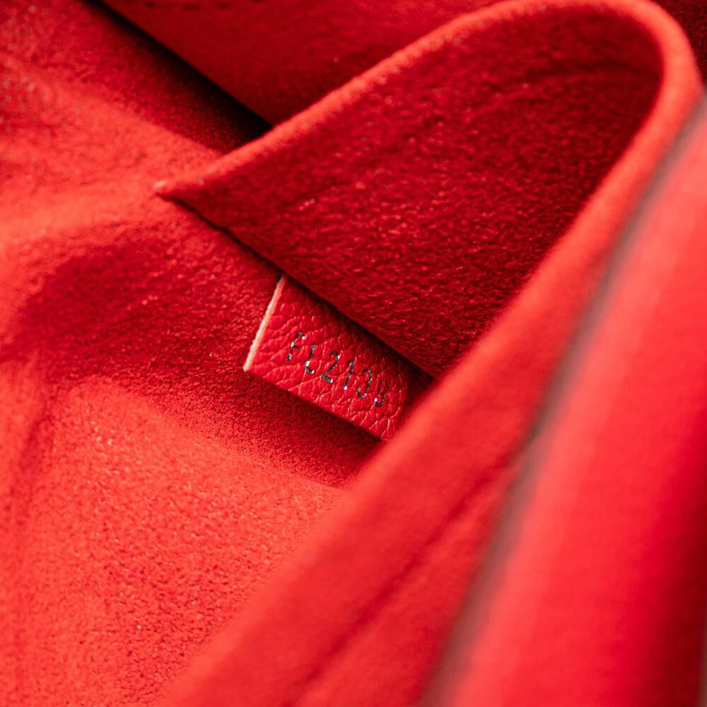 Louis Vuitton Mylockme