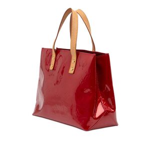 Louis Vuitton Reade