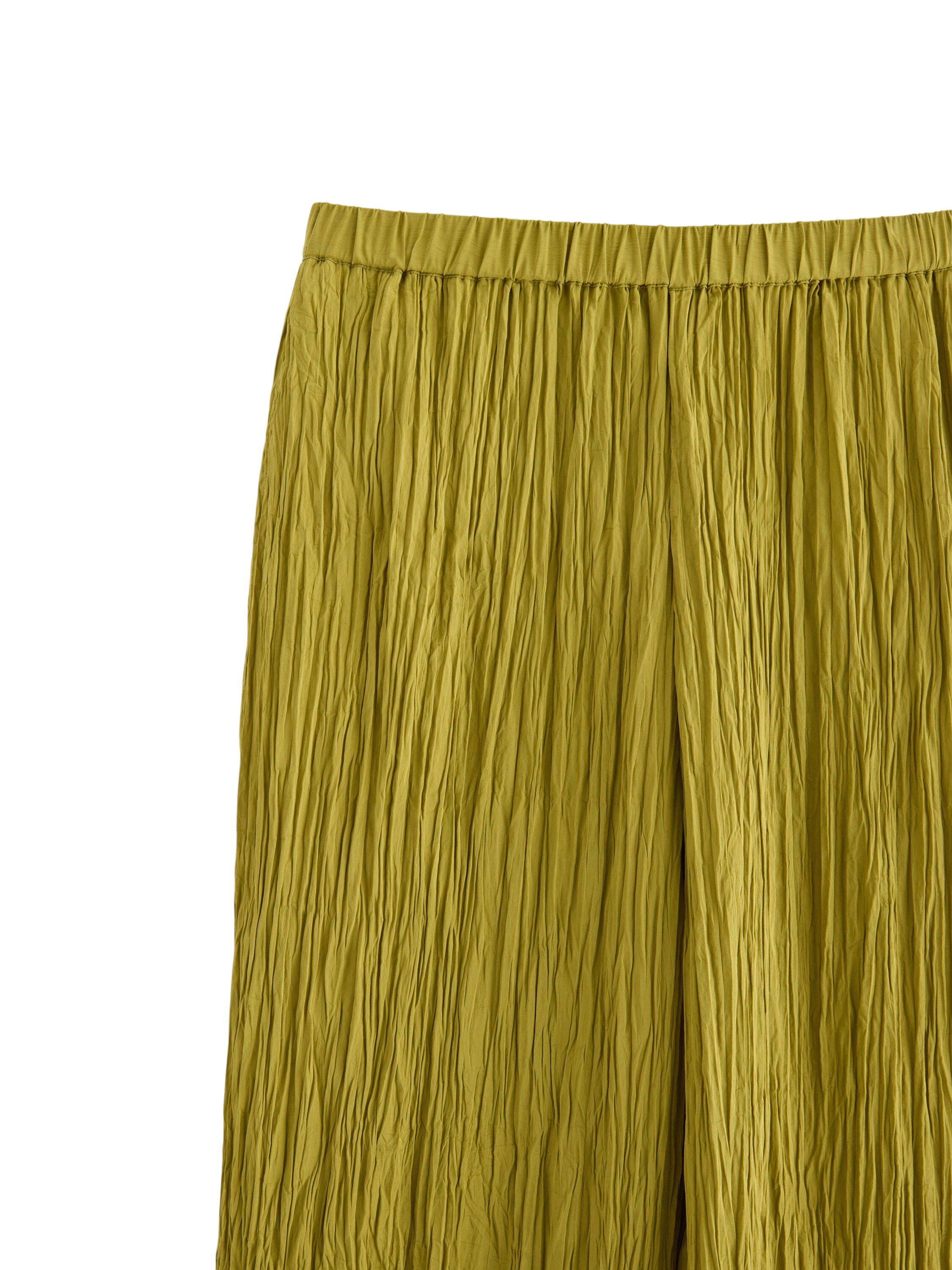 Wide leg crinkled trousers with an