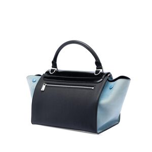 C&eacute;line Trapeze