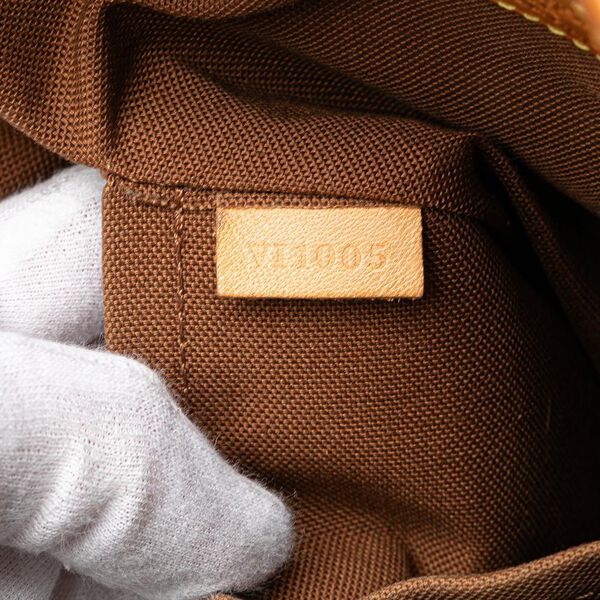 Louis Vuitton Batignolles