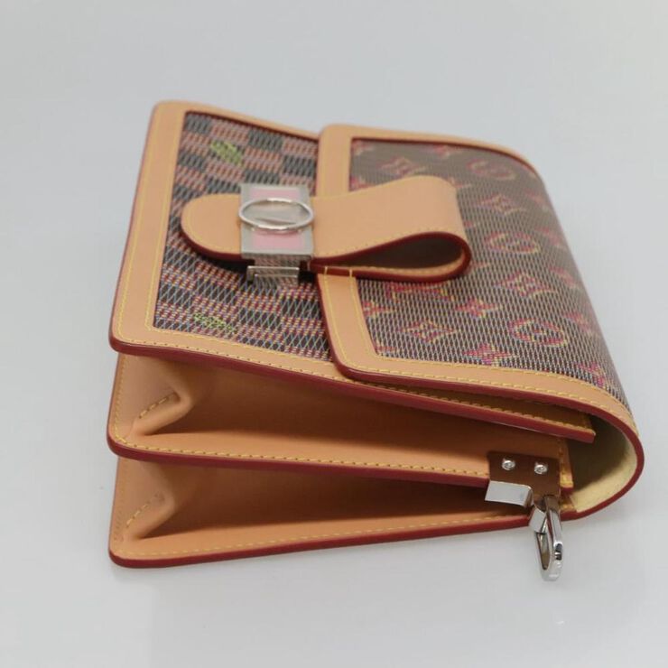 Louis Vuitton Dauphine