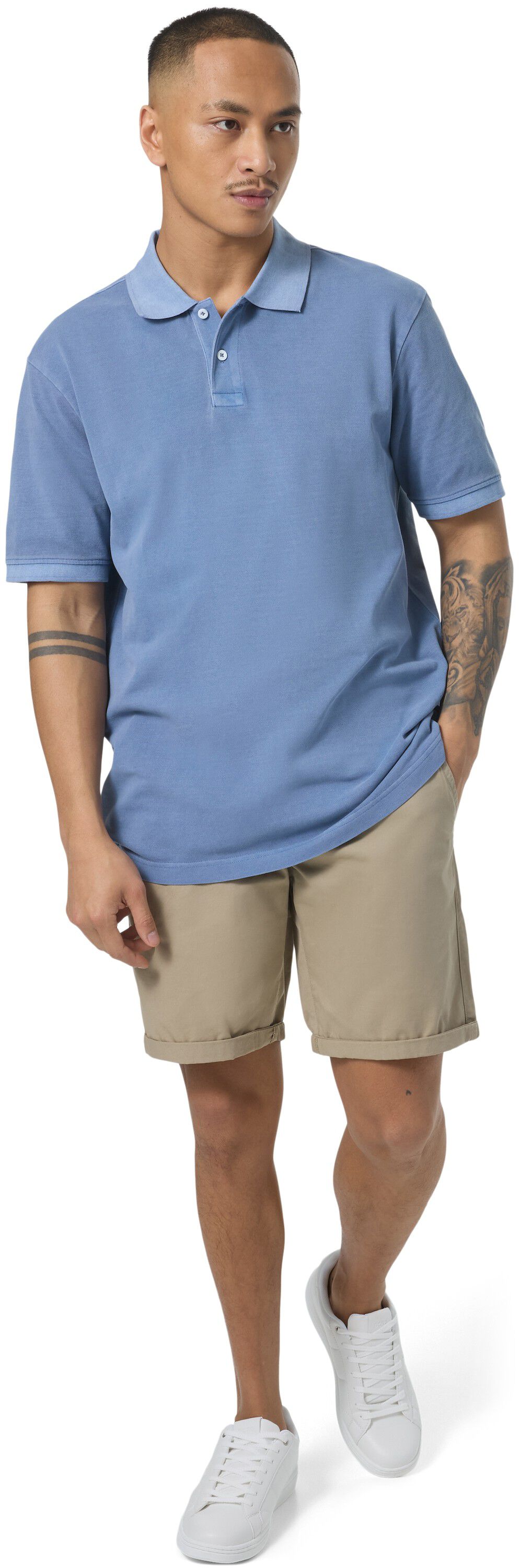 Relaxed Pike Polo