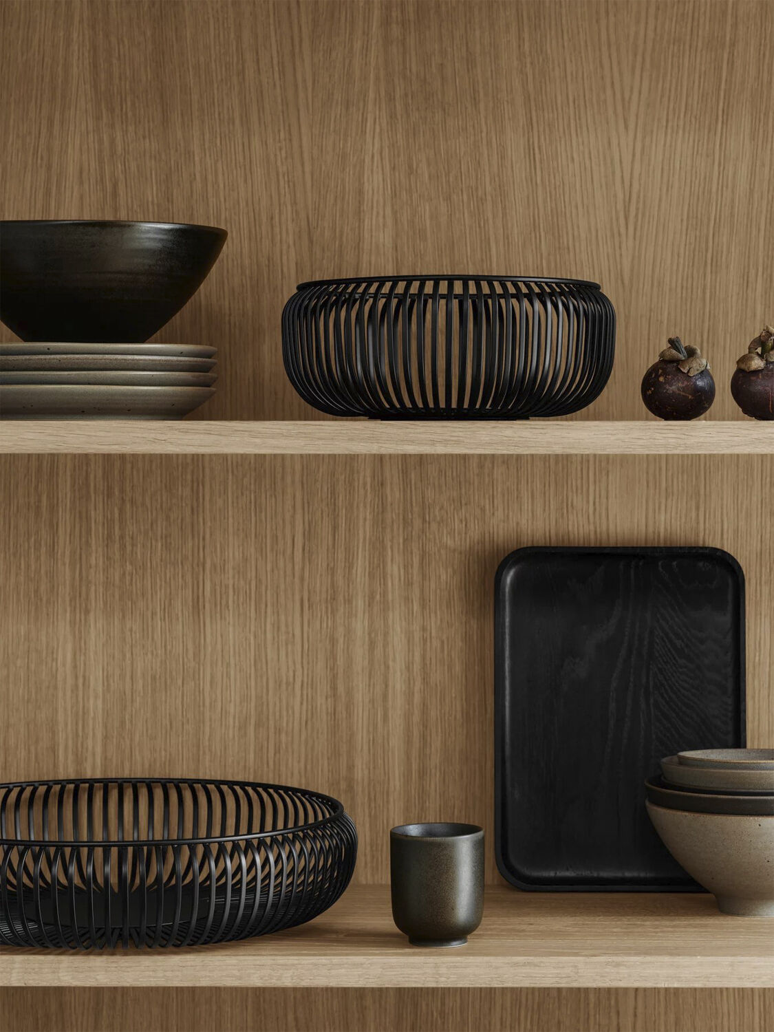 Tray -OKU- Colour Black Size M