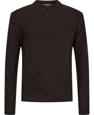 KNITWEAR