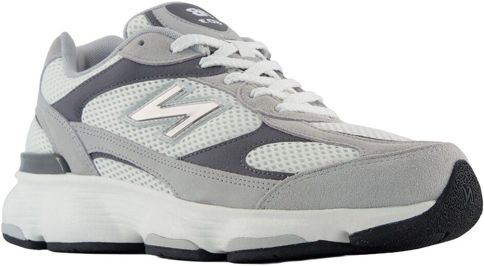 603 Sneakers