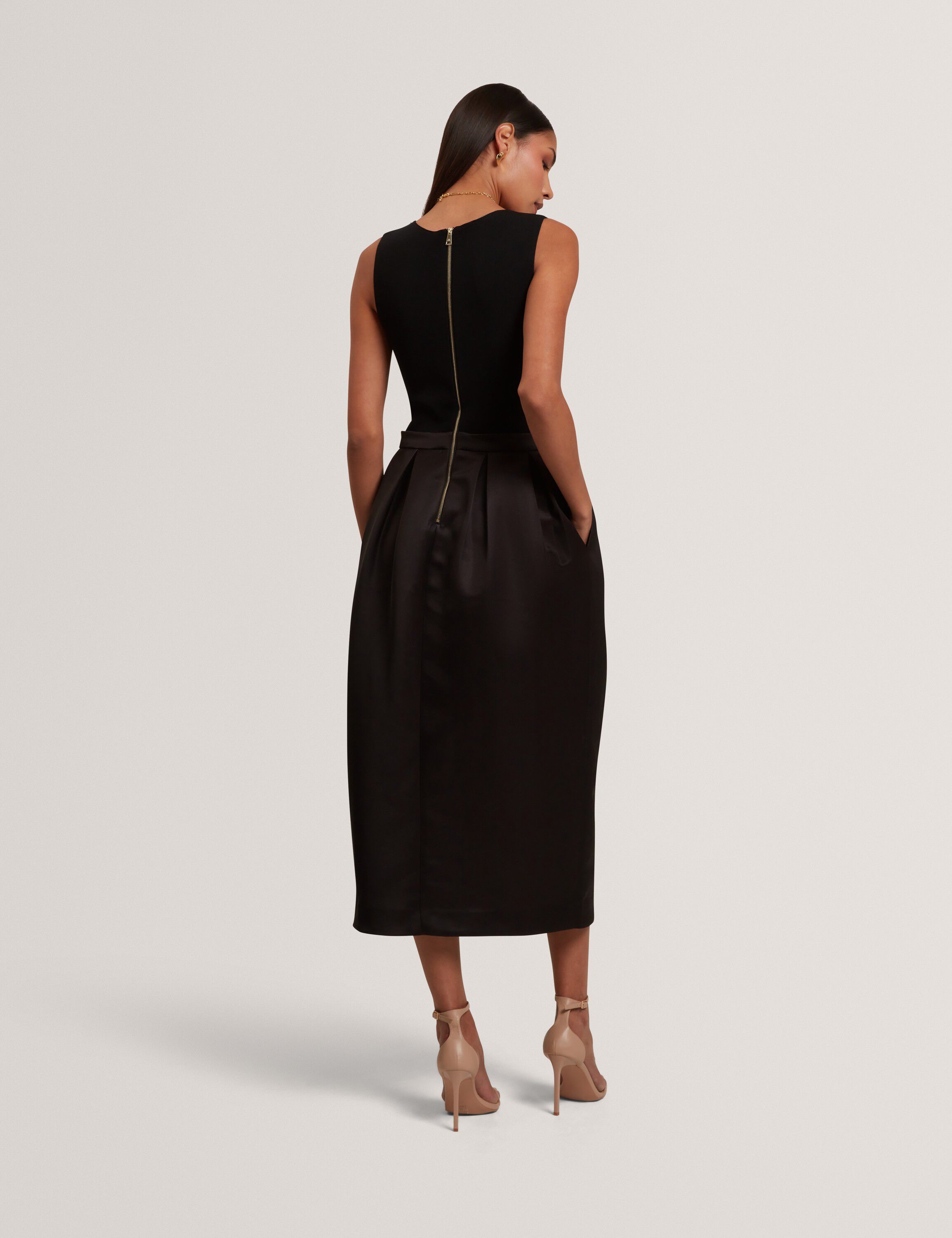 VERINIE Mockable Midi Dress With Pr