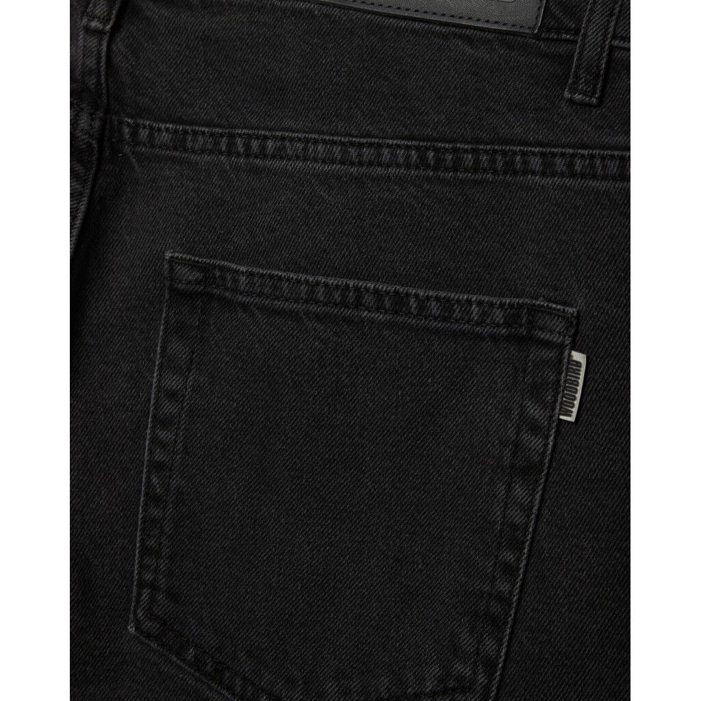 WBDoc Crow Jeans