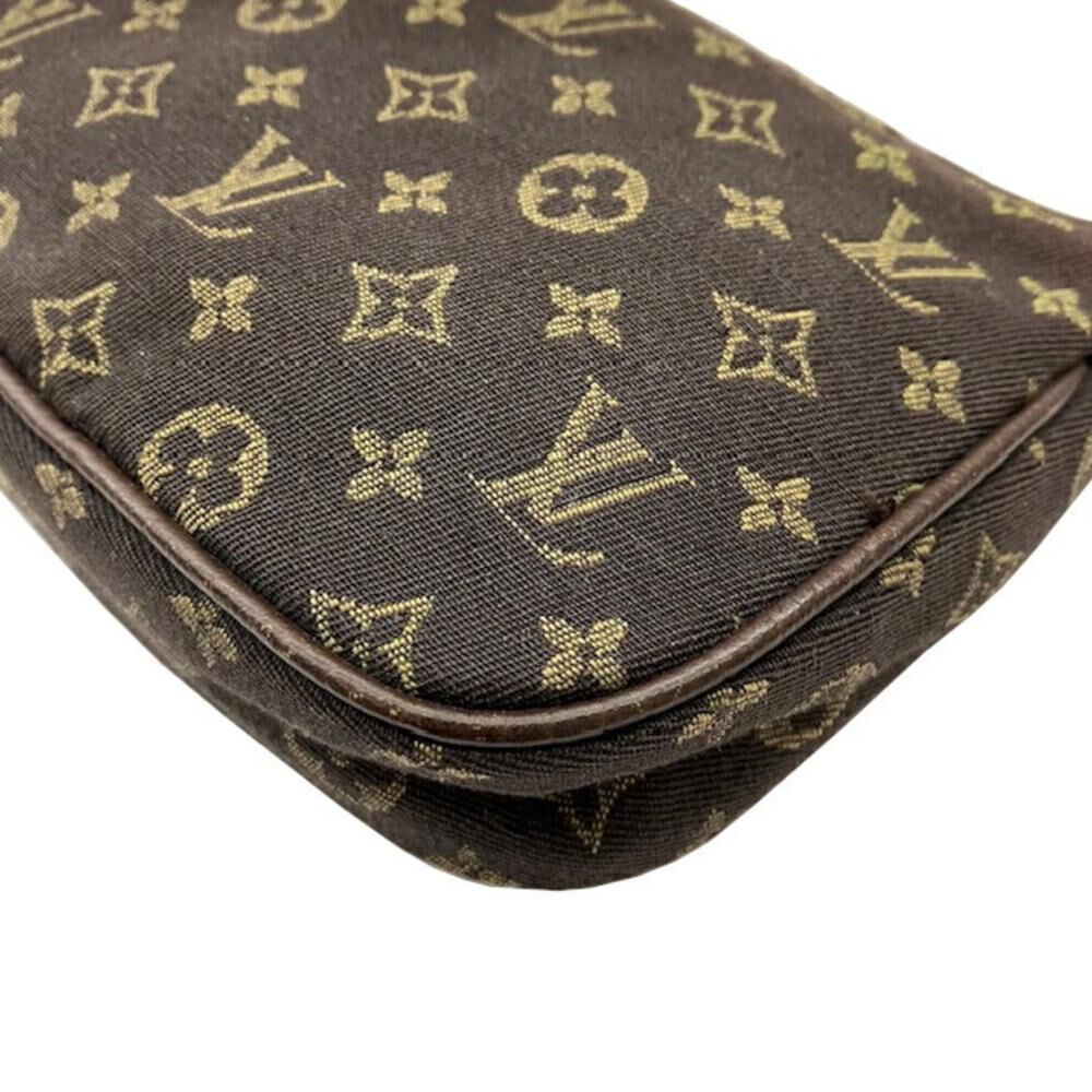Louis Vuitton Clutch