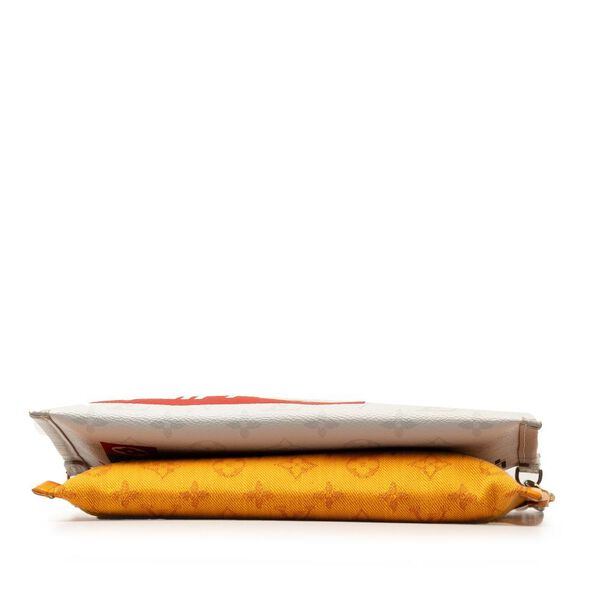 Louis Vuitton Messenger