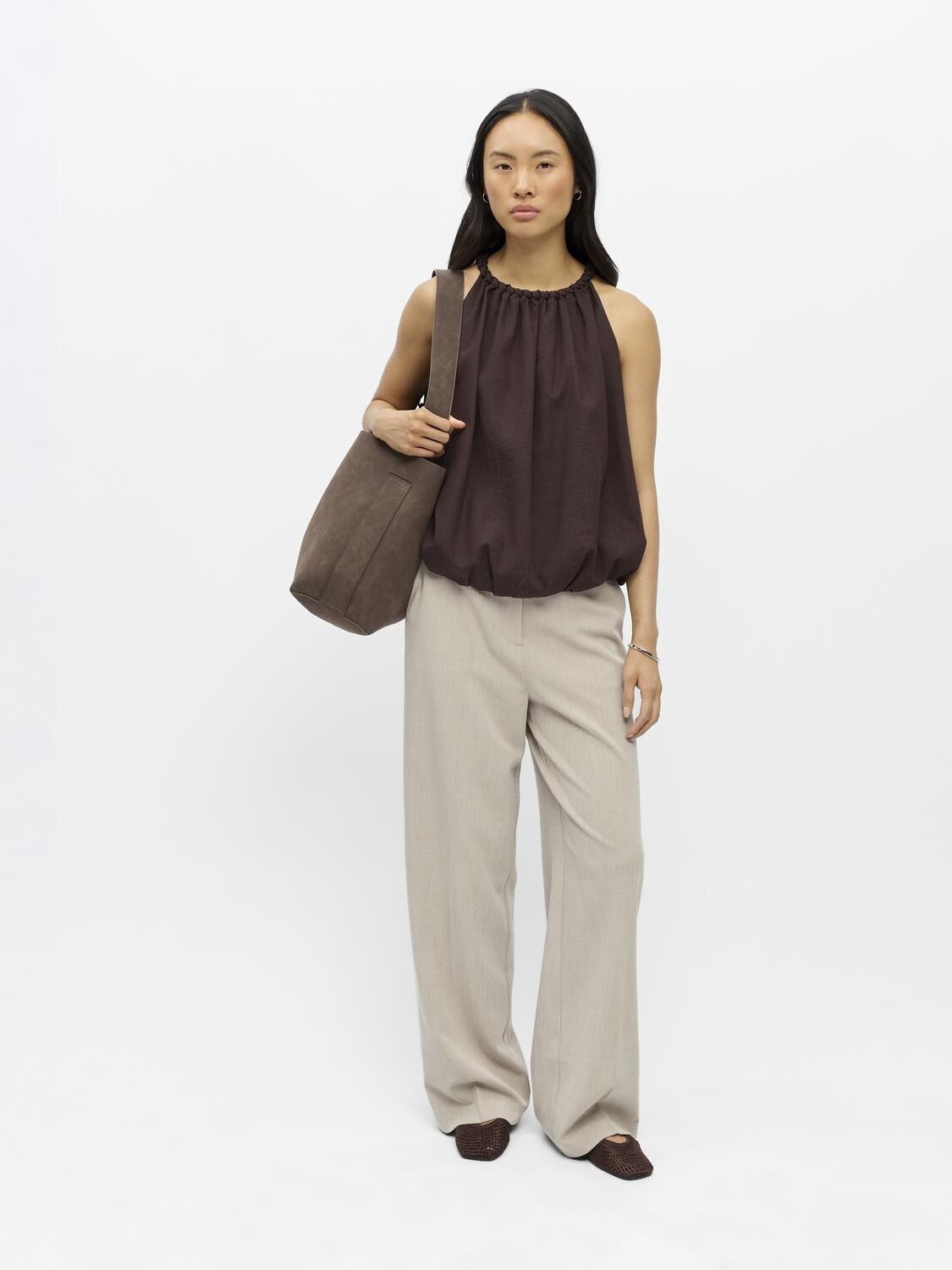OBJJOLLY RE S/L TOP 145