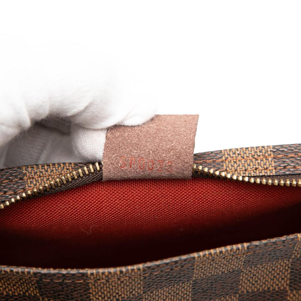 Louis Vuitton Trousse Makeup
